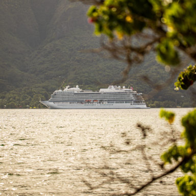 International Cruise Ship on The Island of Moorea 2022 002